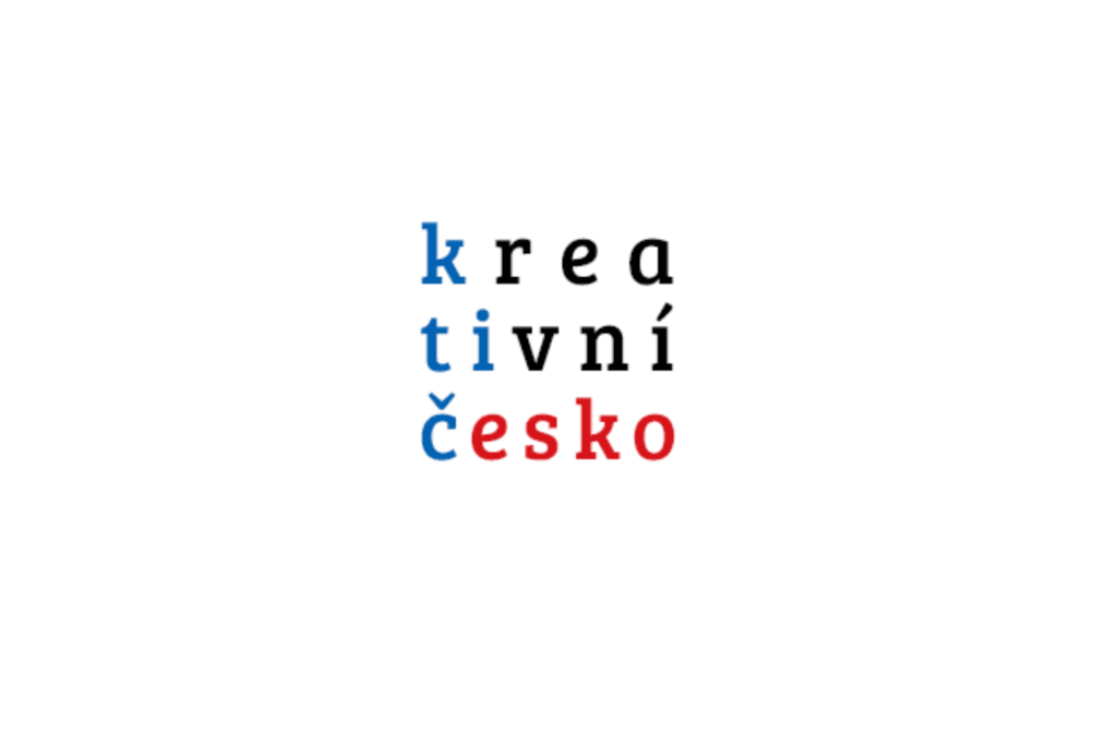 Logo Kreativního Česka. Na první řádku je text krea, z něhož je písmeno k modrou barvou, zbylá písmena rea jsou černou. Na druhém řádku jsou modrou barvou písmena ti a písmena vní jsou černou barvou. Na posledním řádku je písmeno č modrou barvou a zbylá písmena esko jsou barvou červenou.